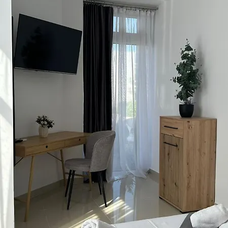 מלון דירות Avenue Palm - Amazing Sea View