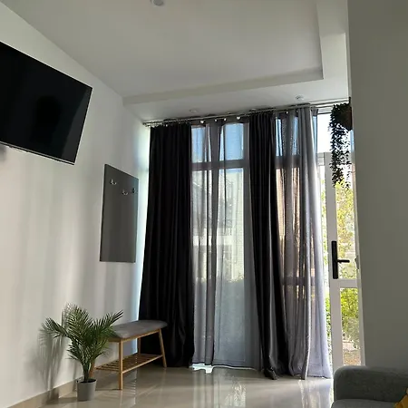 מלון דירות Avenue Palm - Amazing Sea View