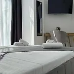 Avenue Palm 4*