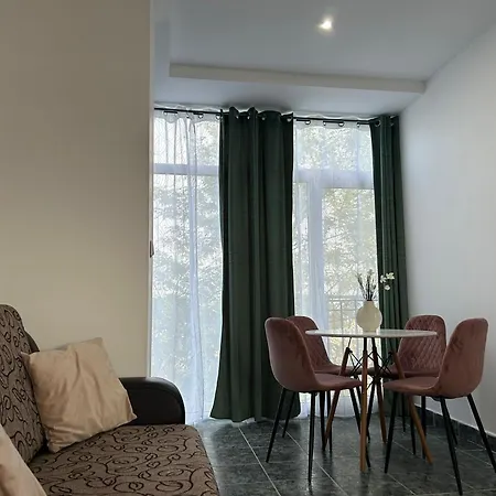 Avenue Palm Apartmanhotel 4*
