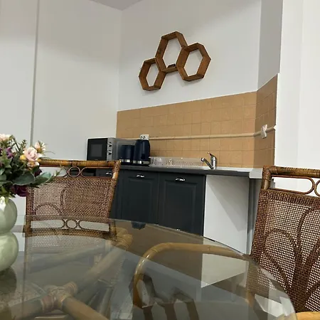 Avenue Palm - Amazing Sea View Апарт-отель