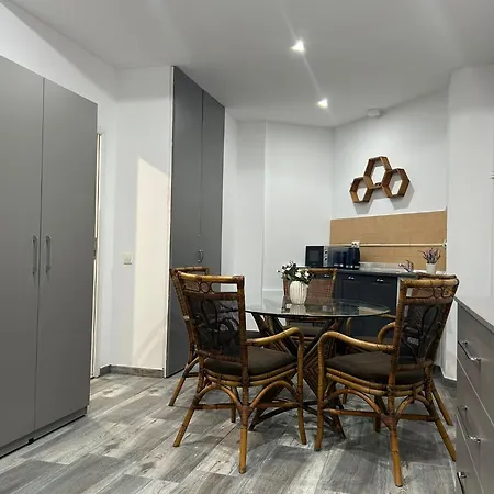 Lägenhetshotell Avenue Palm - Amazing Sea View Eforie Nord