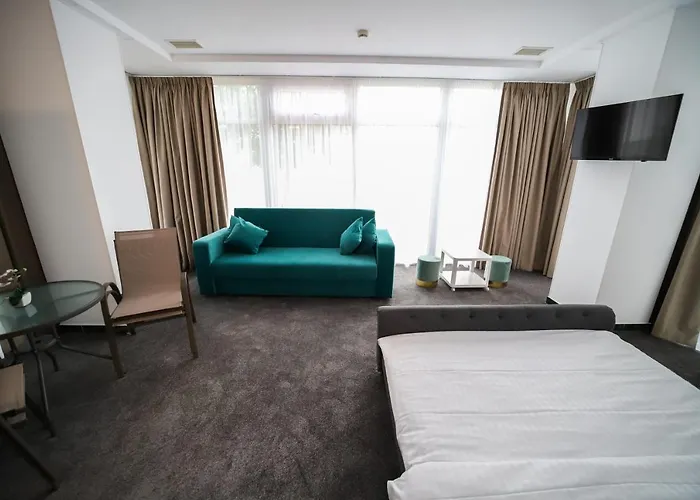 Avenue Palm - Avenue Hotel de apartamente Eforie Nord