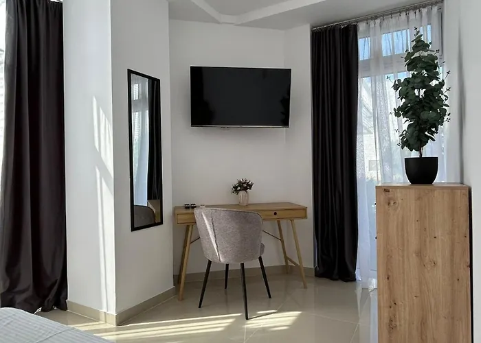 Avenue Palm - Avenue 4* Eforie Nord